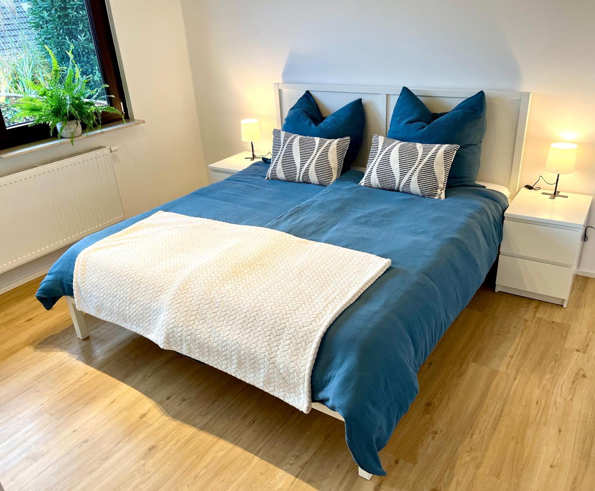 Ferienhaus Weinbergblick - Nahe Wuerzburg - 2 Schlafzimmer - Familienfreundlich - Terrasse Unterleinach Kültér fotó